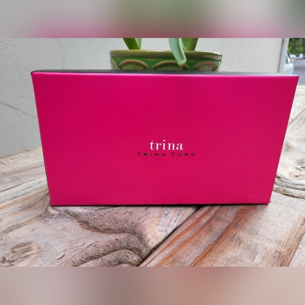 TRINA TURK MULTICOLOR WALLET - Picture 8 of 9